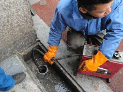 明水疏通下水道