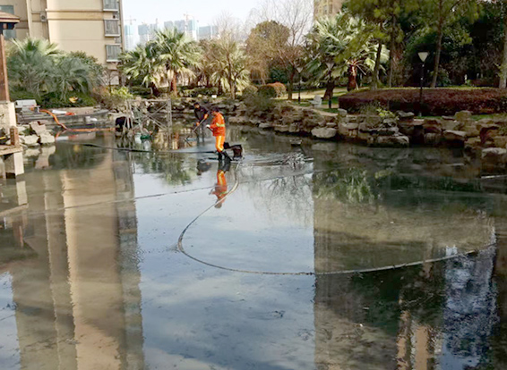 明水景观池淤泥清理